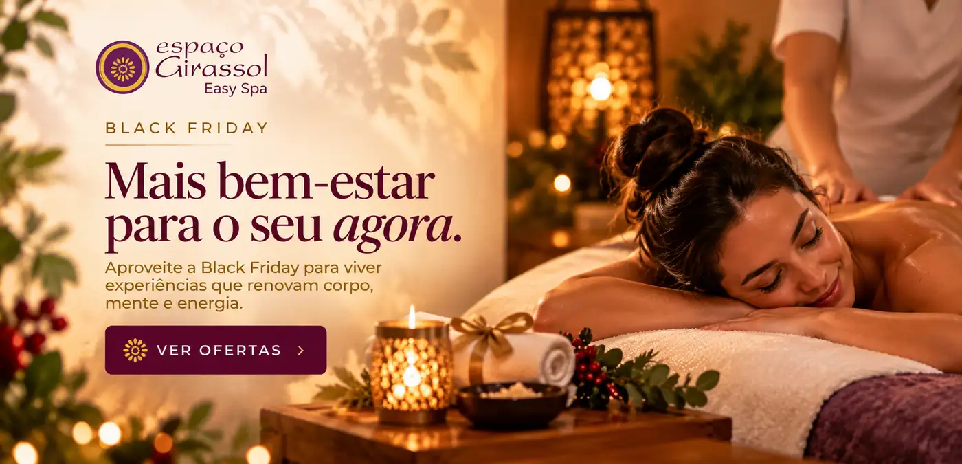 Banner de Black Friday do Espaço Girassol Easy Spa: mulher recebendo massagem nas costas em ambiente acolhedor, com velas e decoração natalina, e a mensagem mais bem-estar para o seu agora